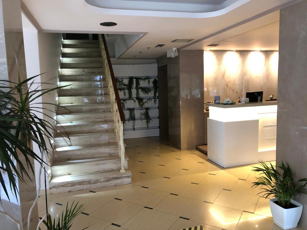 Lyden Hotel Golem  Ngoại thất bức ảnh