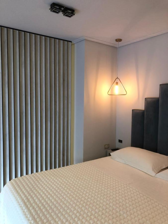 Lyden Hotel Golem  Ngoại thất bức ảnh